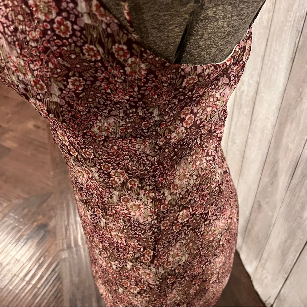 Chrysantheaum Floral Tie-Strap Dress - Picture 4 of 9